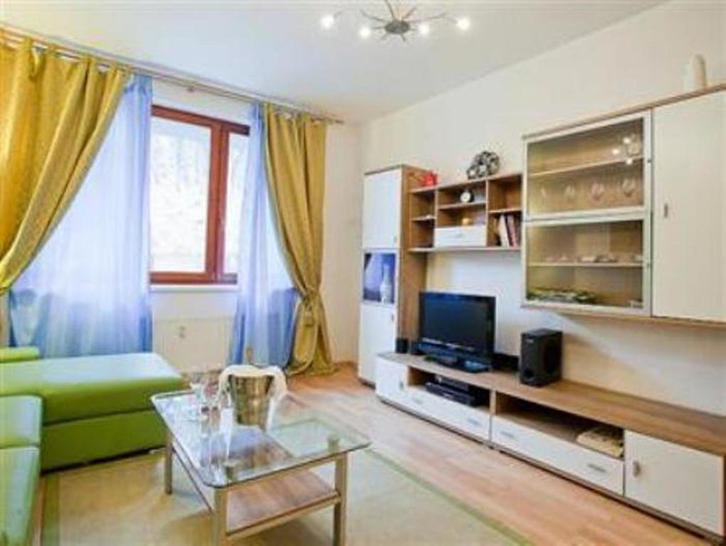 Apartment Smichov Прага Номер фото